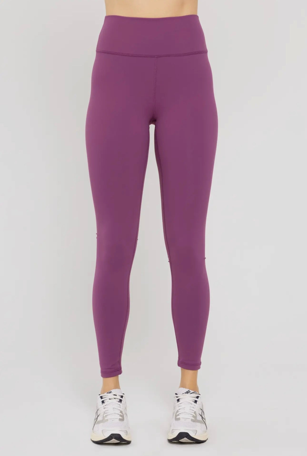 The LMB Essential Leggins in Wine